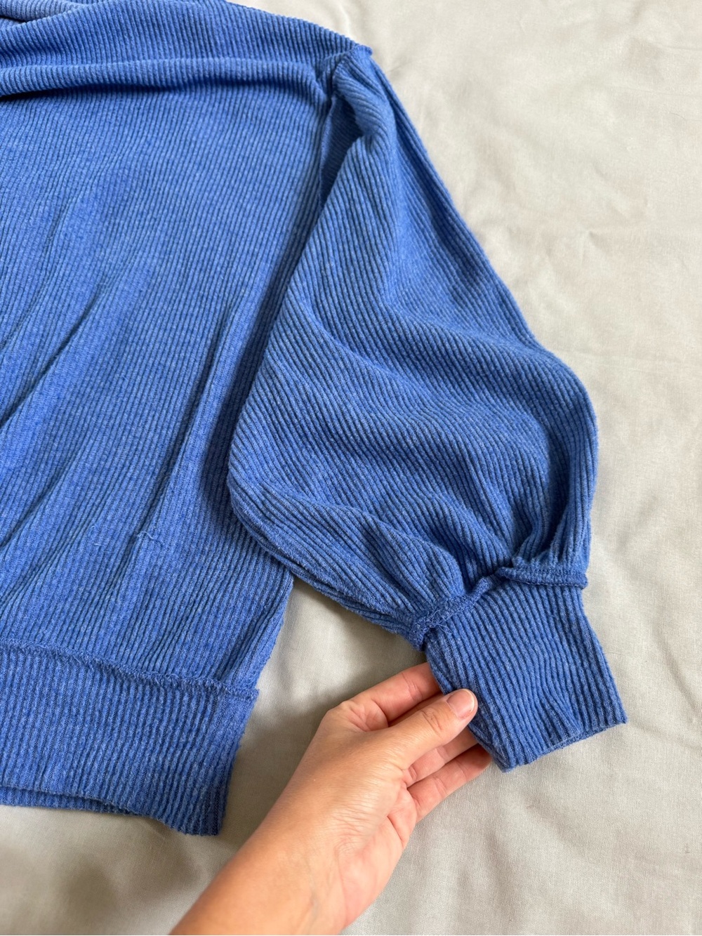 We The Free Blue main squeeze Hacci Blue Top Sweater Sz XS - Picture 4 of 8
